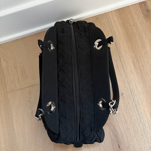 Vera Bradley Black Quilted Shoulder Bag Silver Chain Straps Zip Top - Picture 7 of 7